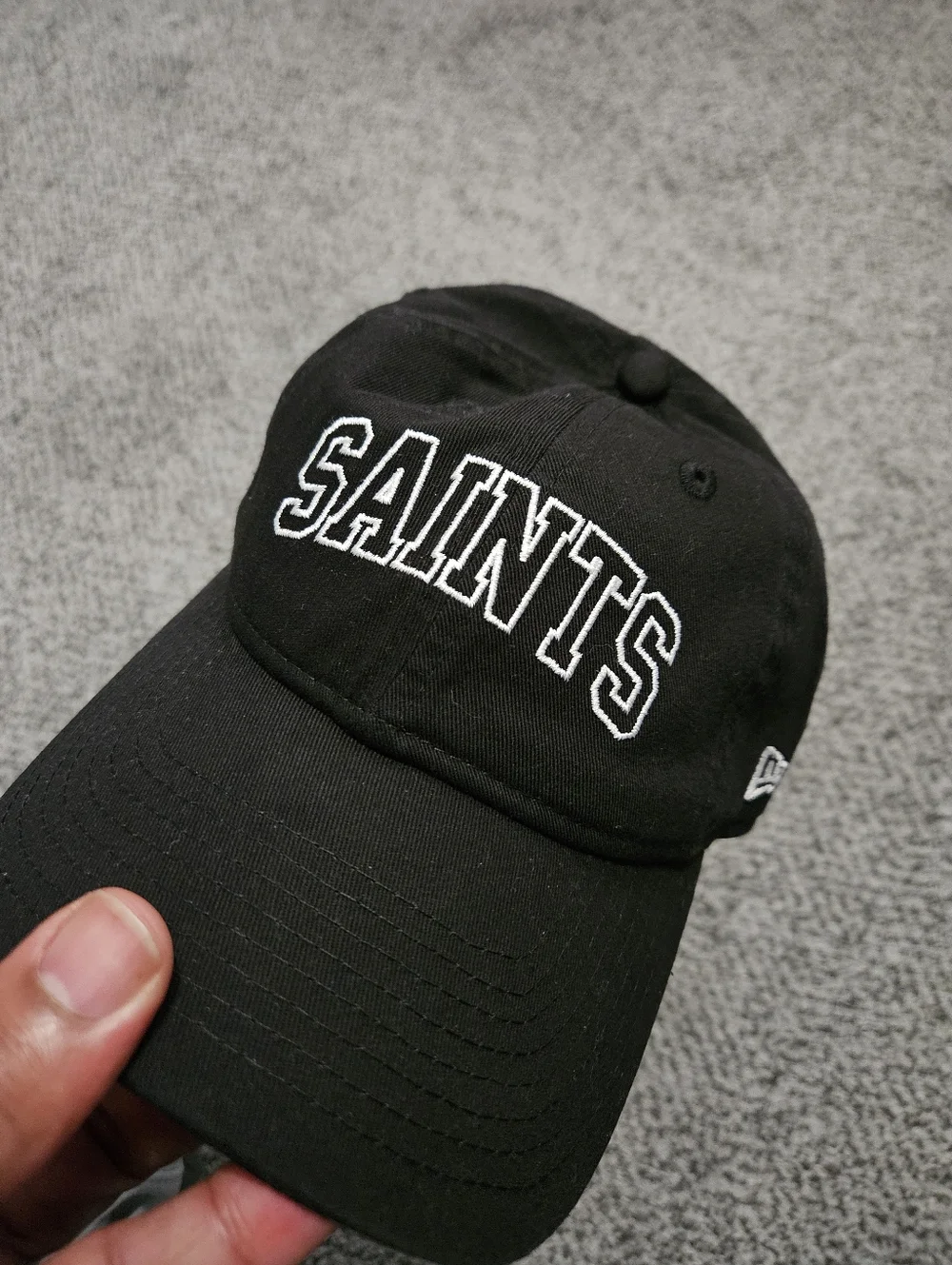 NWOT: New Orleans Saints Women's Collegiate Adjustable Hat
